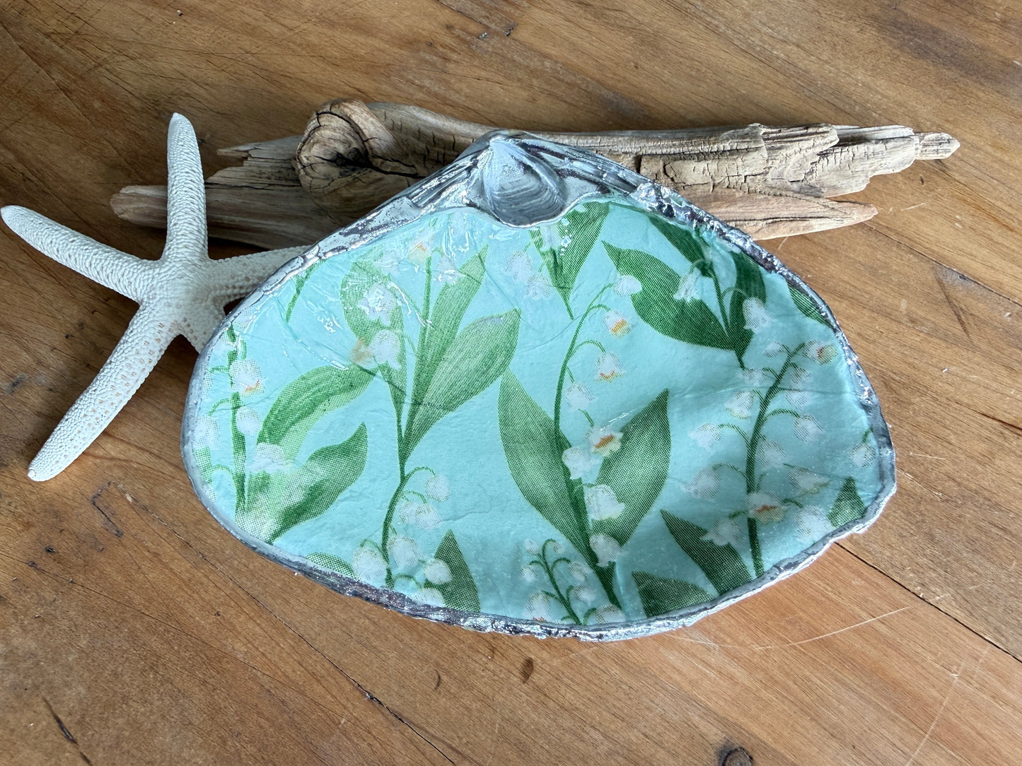 Clam Shell Trinket Dish