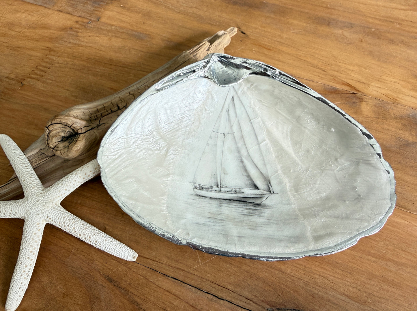 Clam Shell Trinket Dish