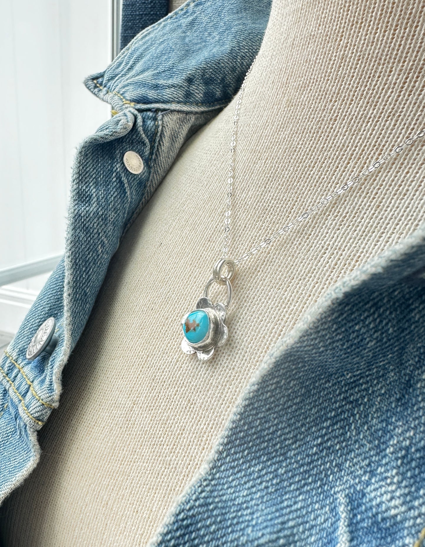Sterling Silver Turquoise Flower Necklace