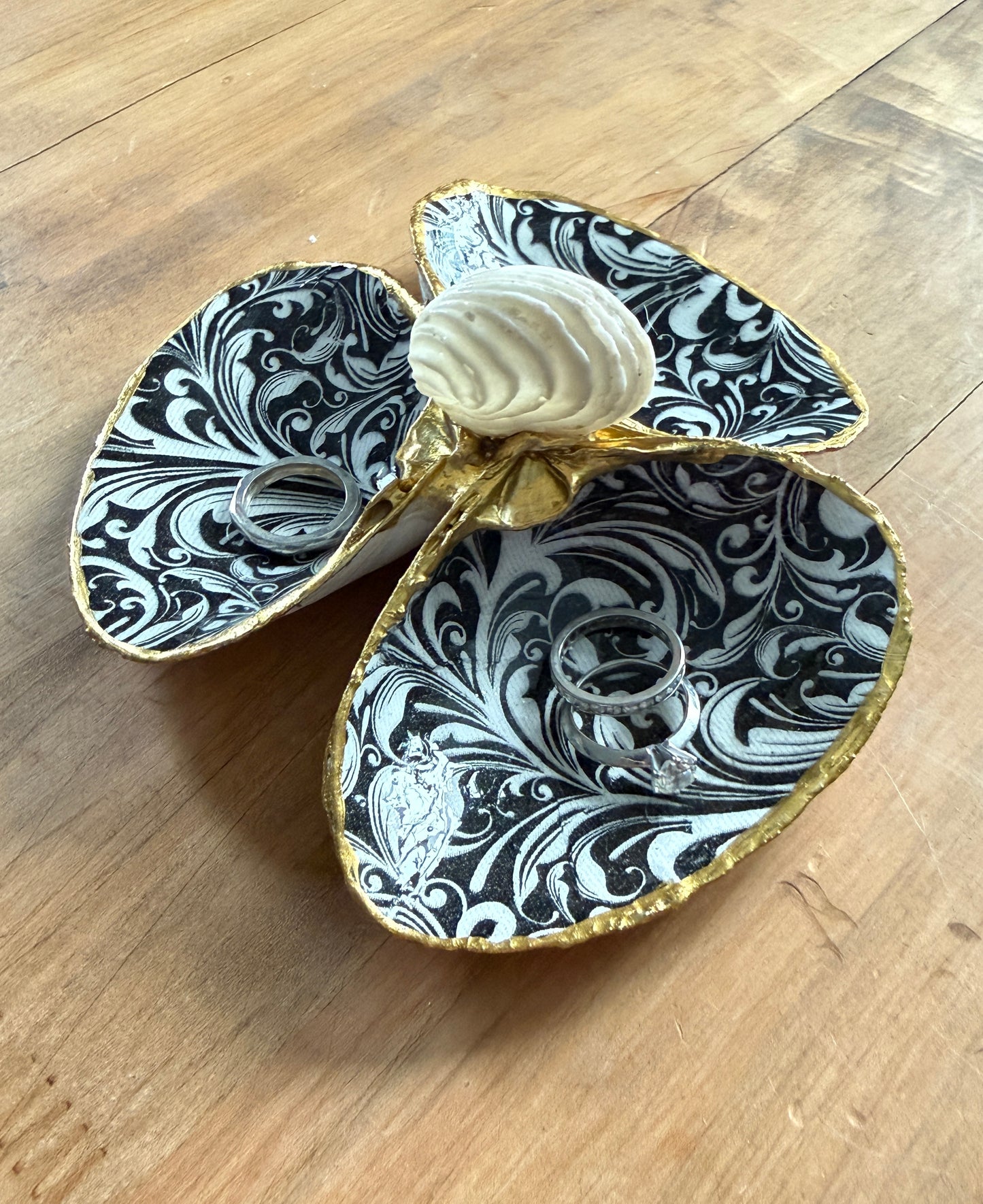 Clam Shell Blossom Trinket Dish