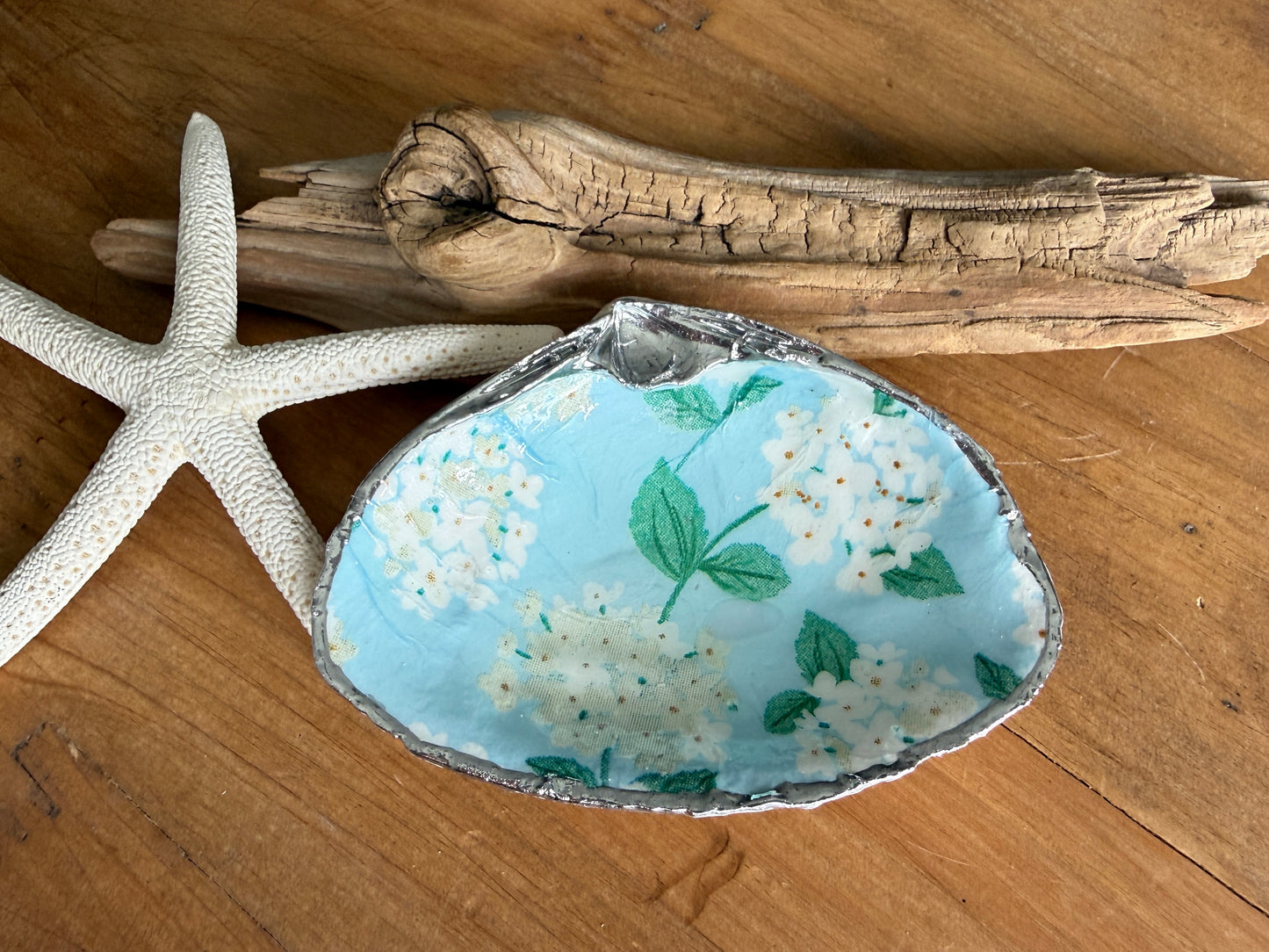 Clam Shell Trinket Dish