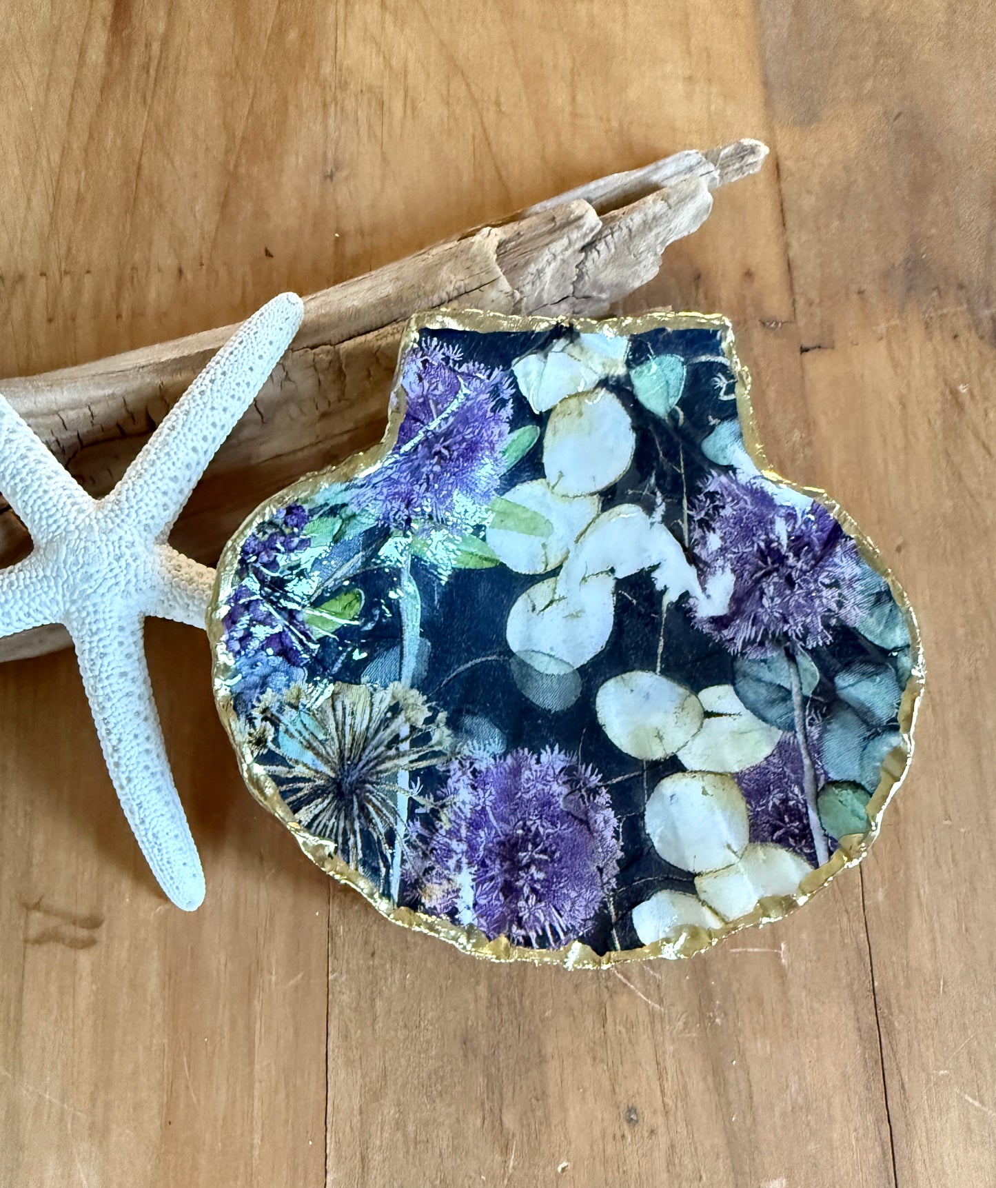 Floral Scallop Shell Trinket Dish