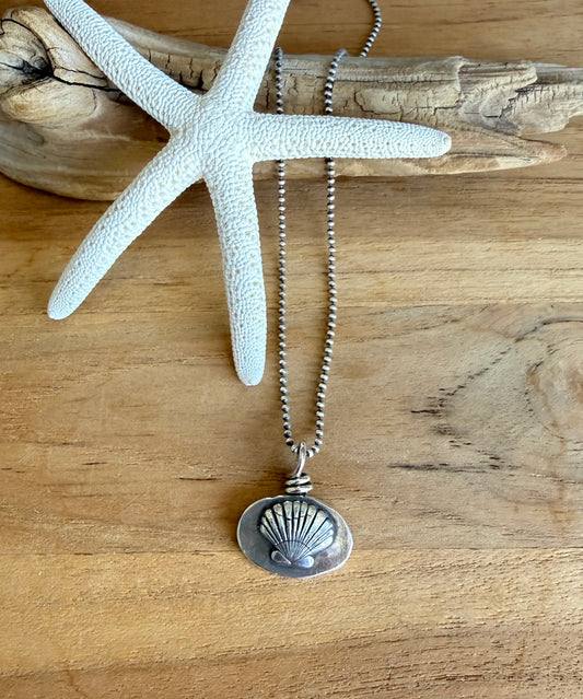 Clam Shell Nugget Necklace