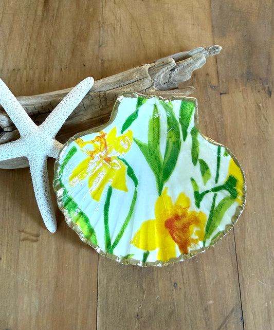 Floral Scallop Shell Trinket Dish