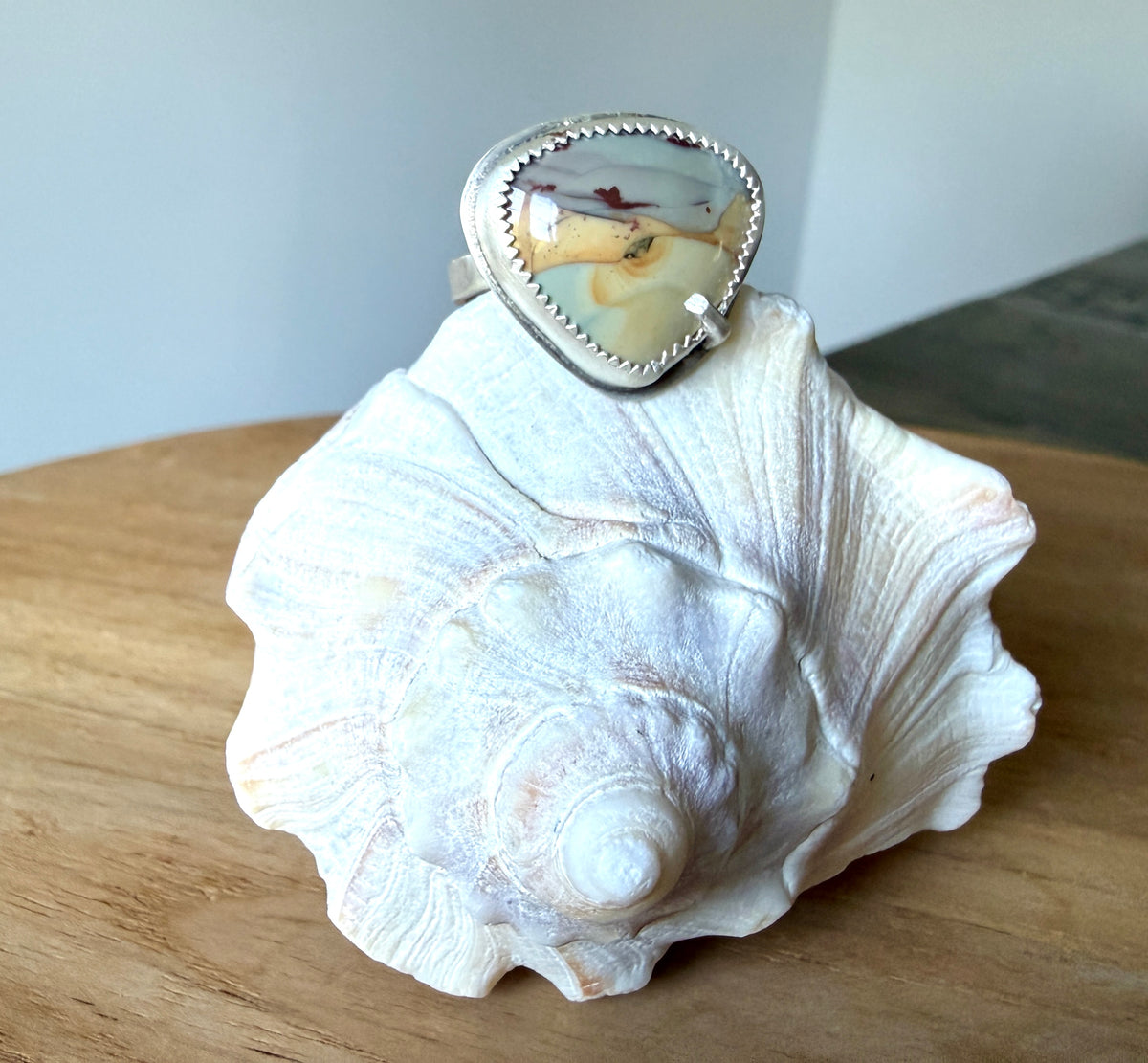 Morrisonite Ring