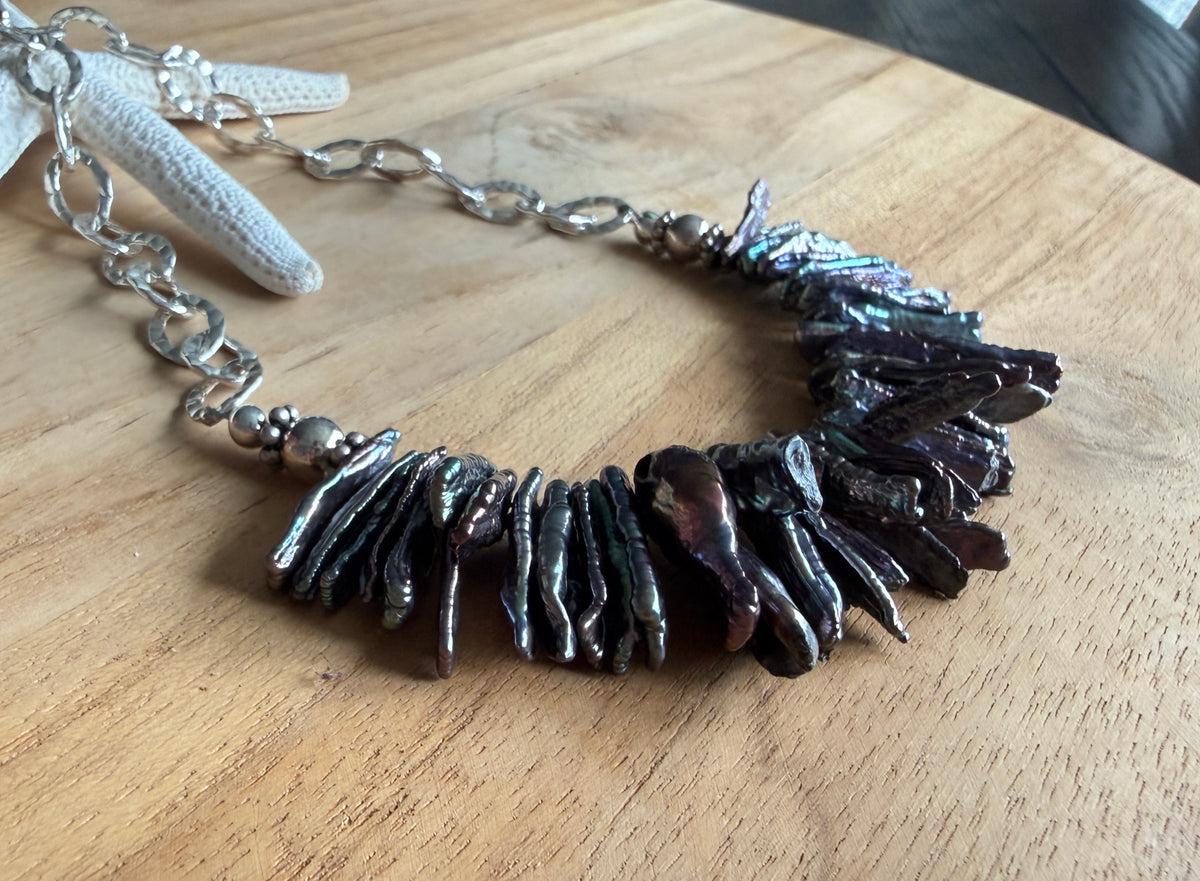 Biwi Stick Pearl Necklace