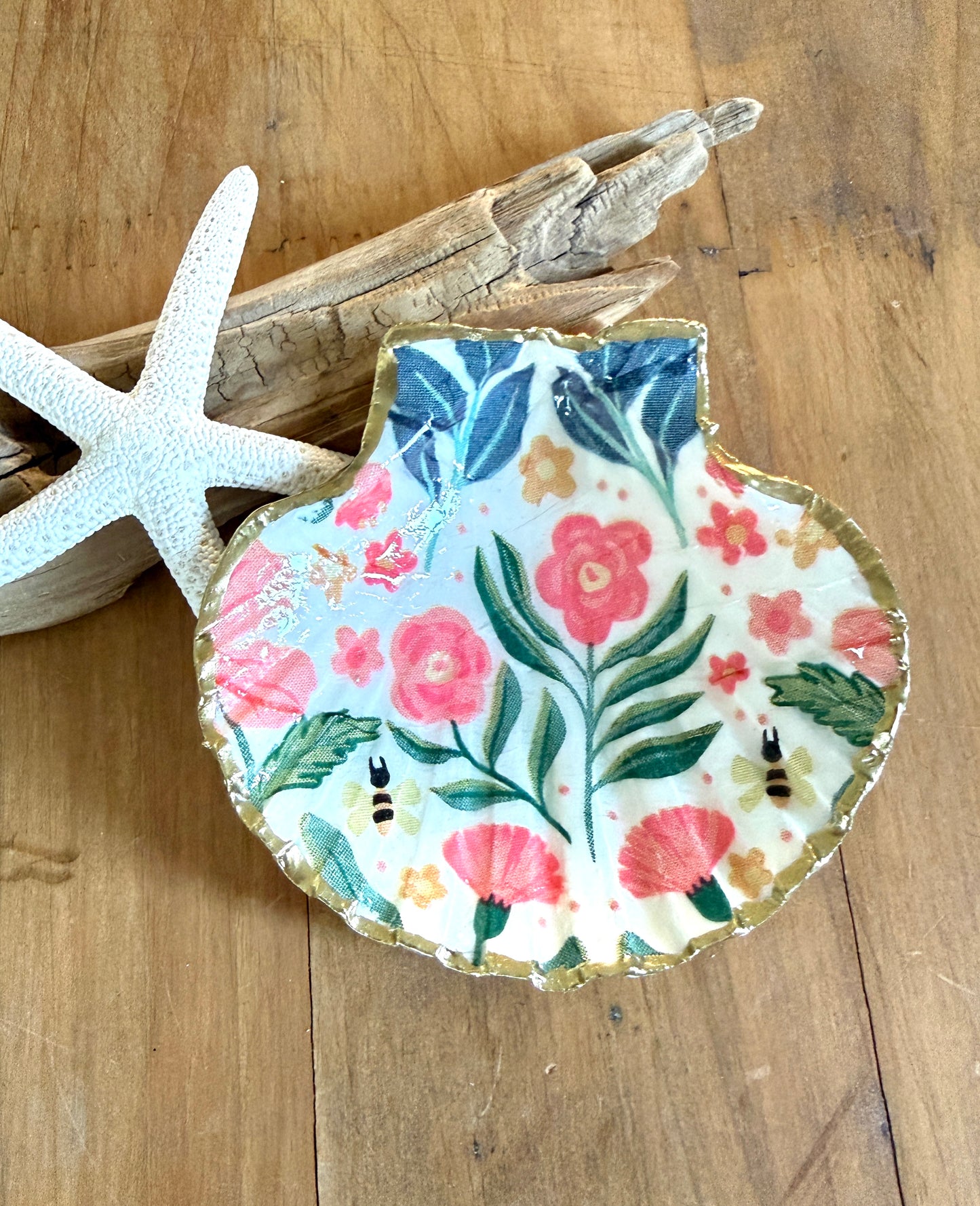Floral Scallop Shell Trinket Dish