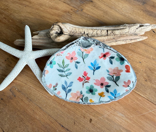 Clam Shell Trinket Dish