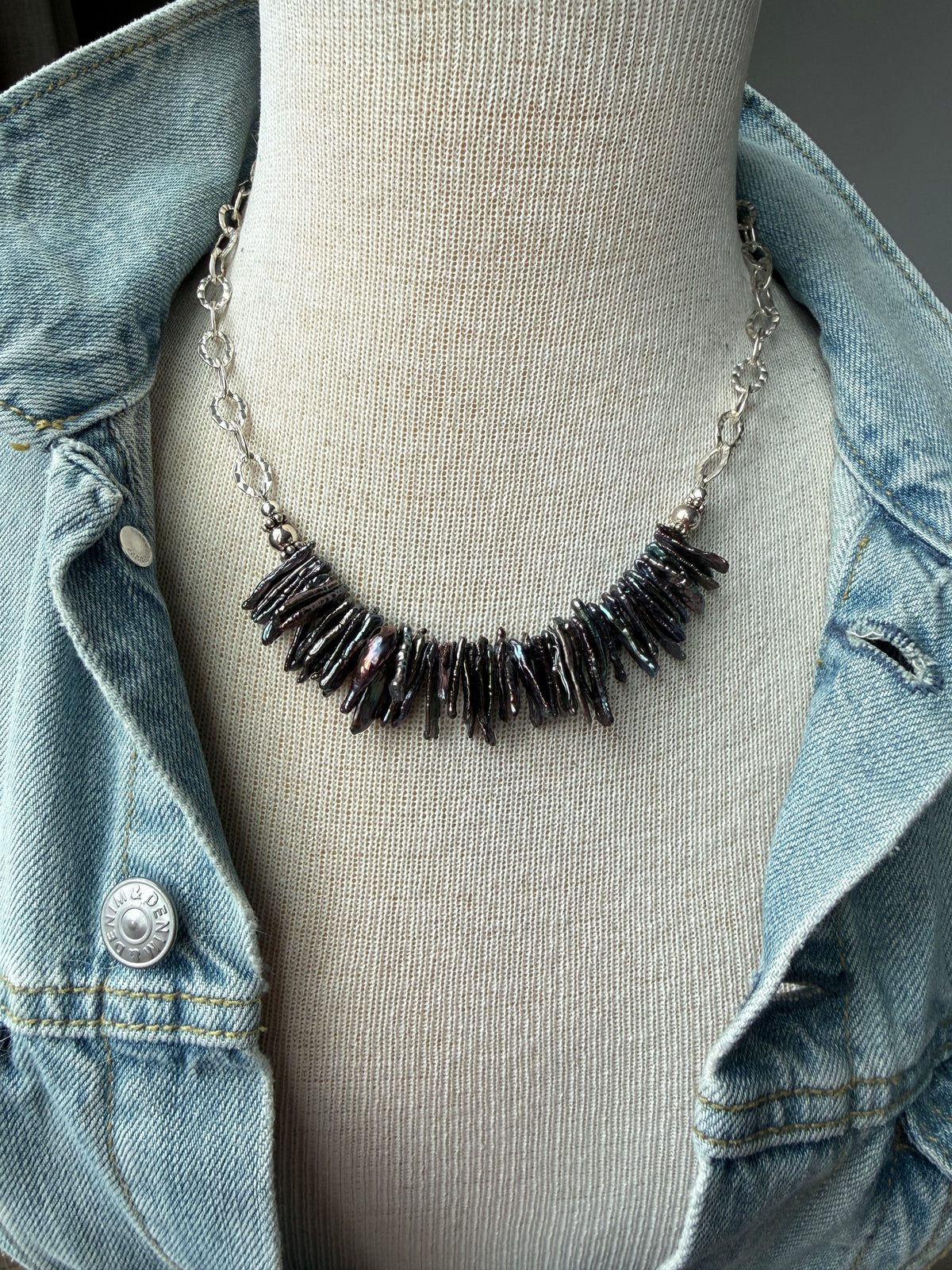 Biwi Stick Pearl Necklace