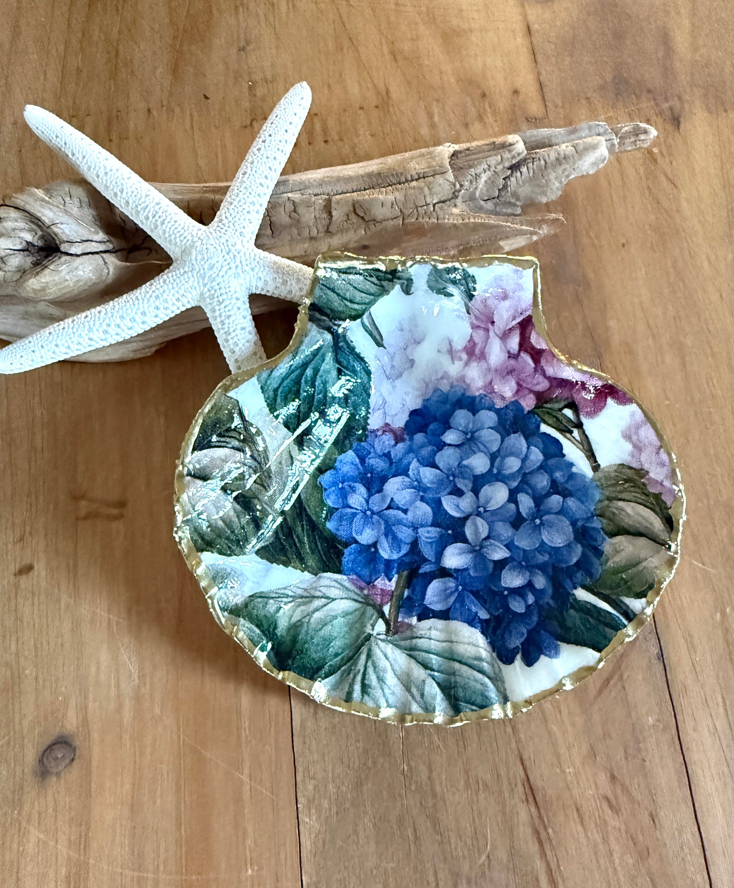 Floral Scallop Shell Trinket Dish