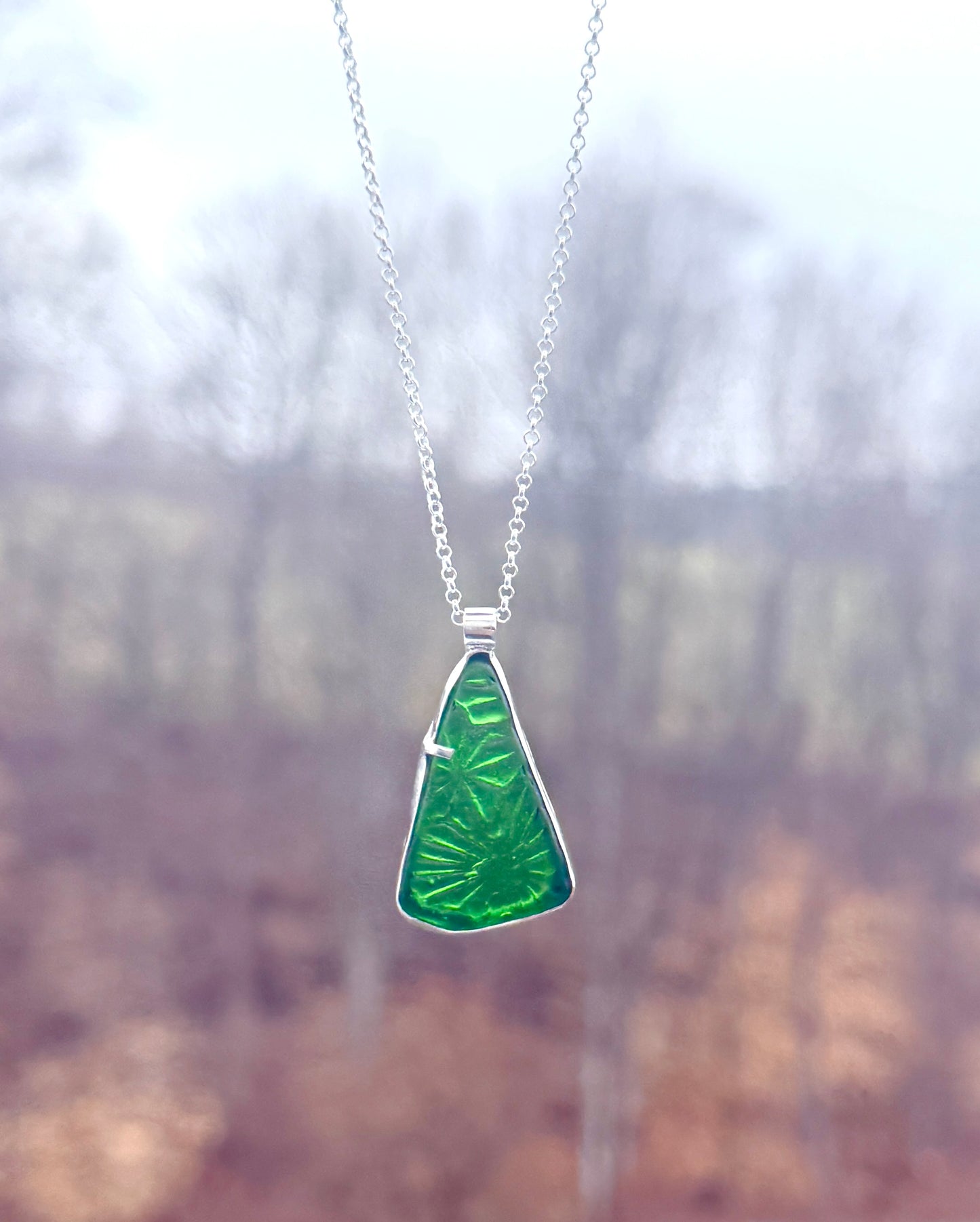 Pattern Green Sea Glass Necklace