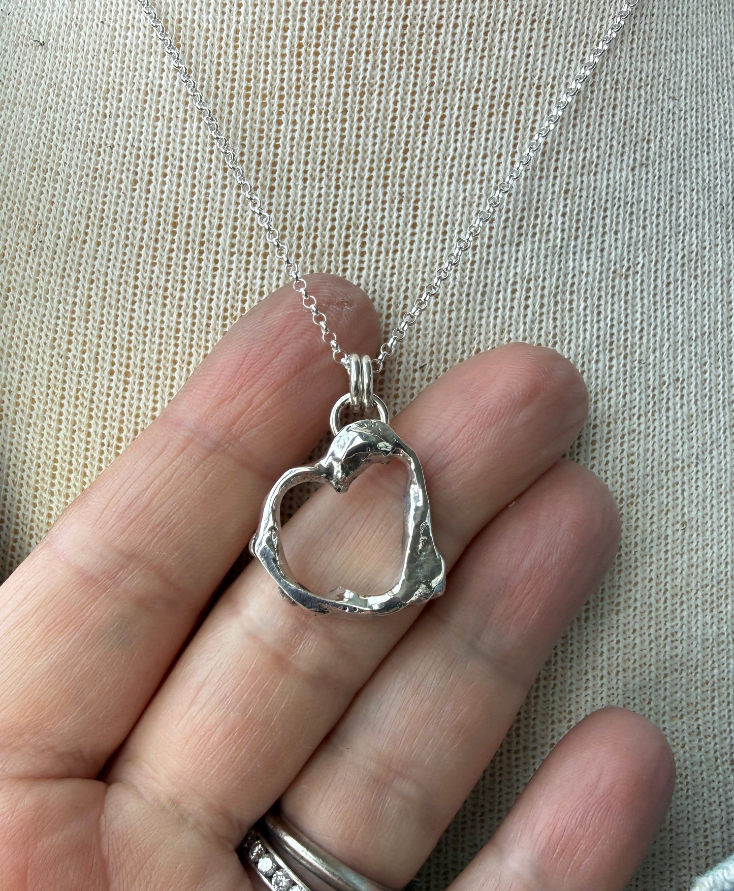 Small Resilient Heart Necklace