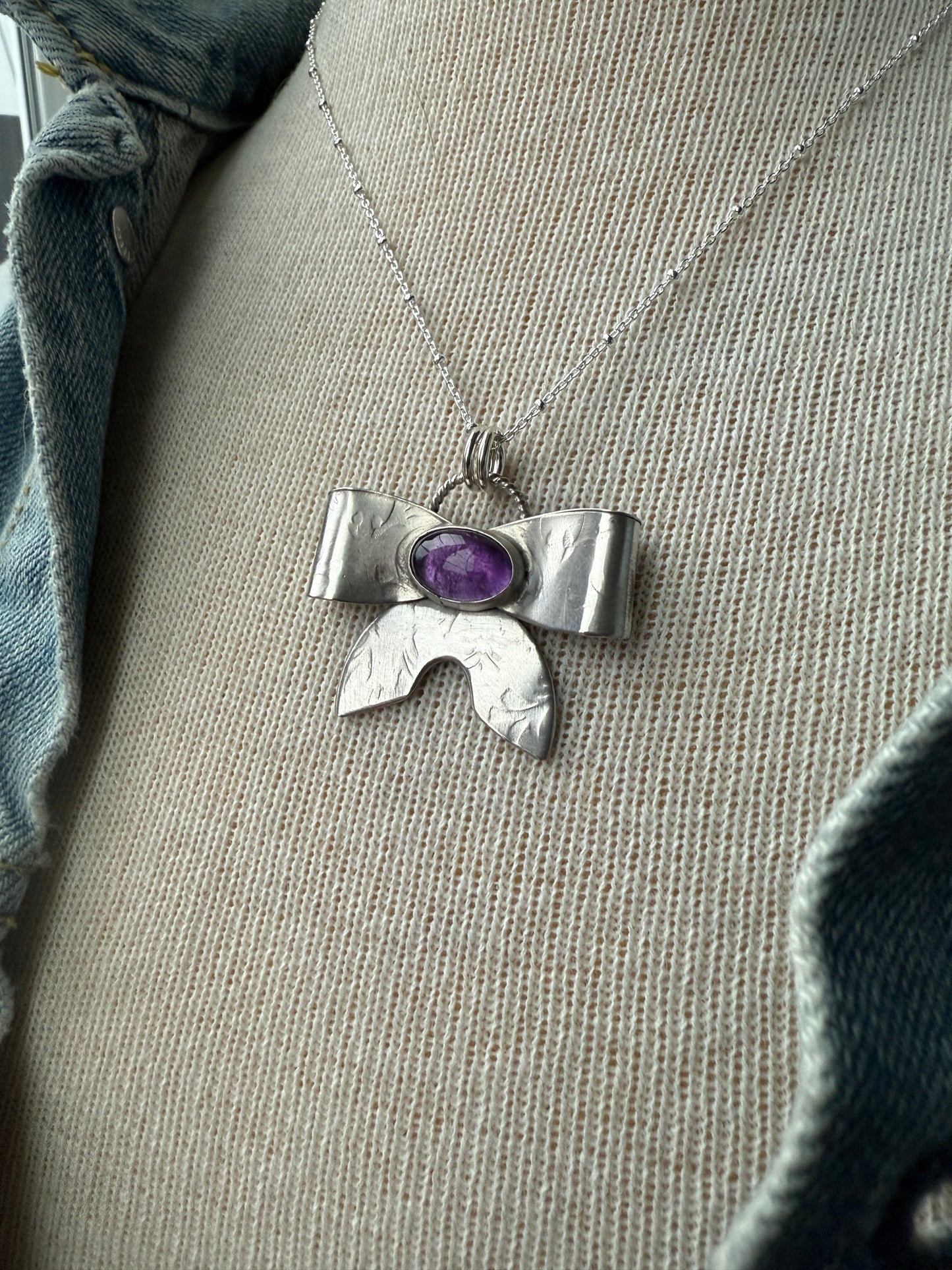 Amethyst Bow Necklace