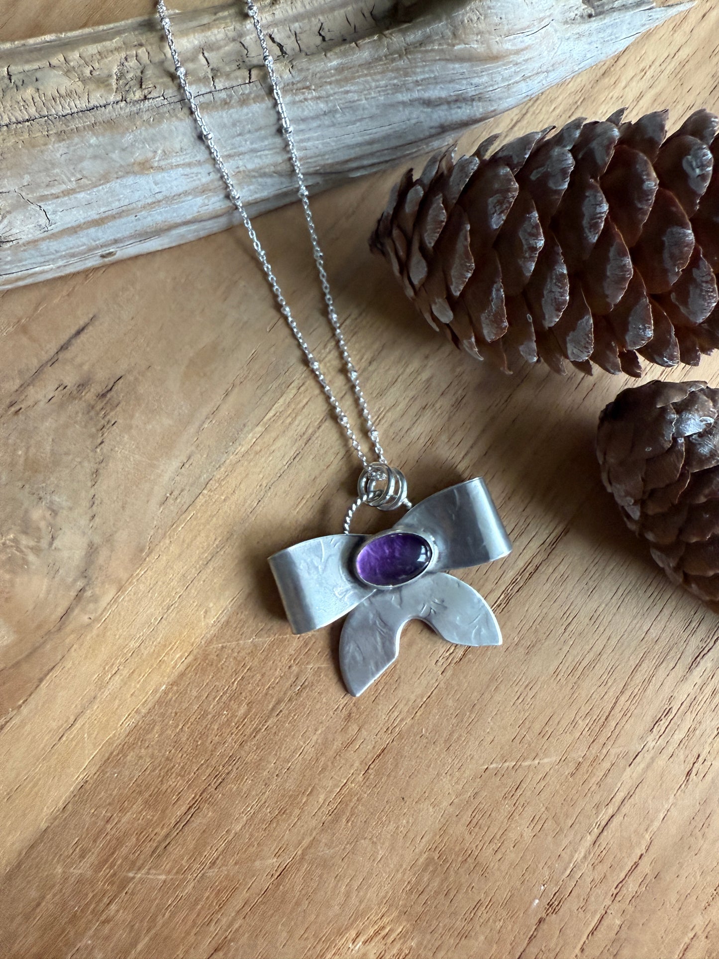 Amethyst Bow Necklace