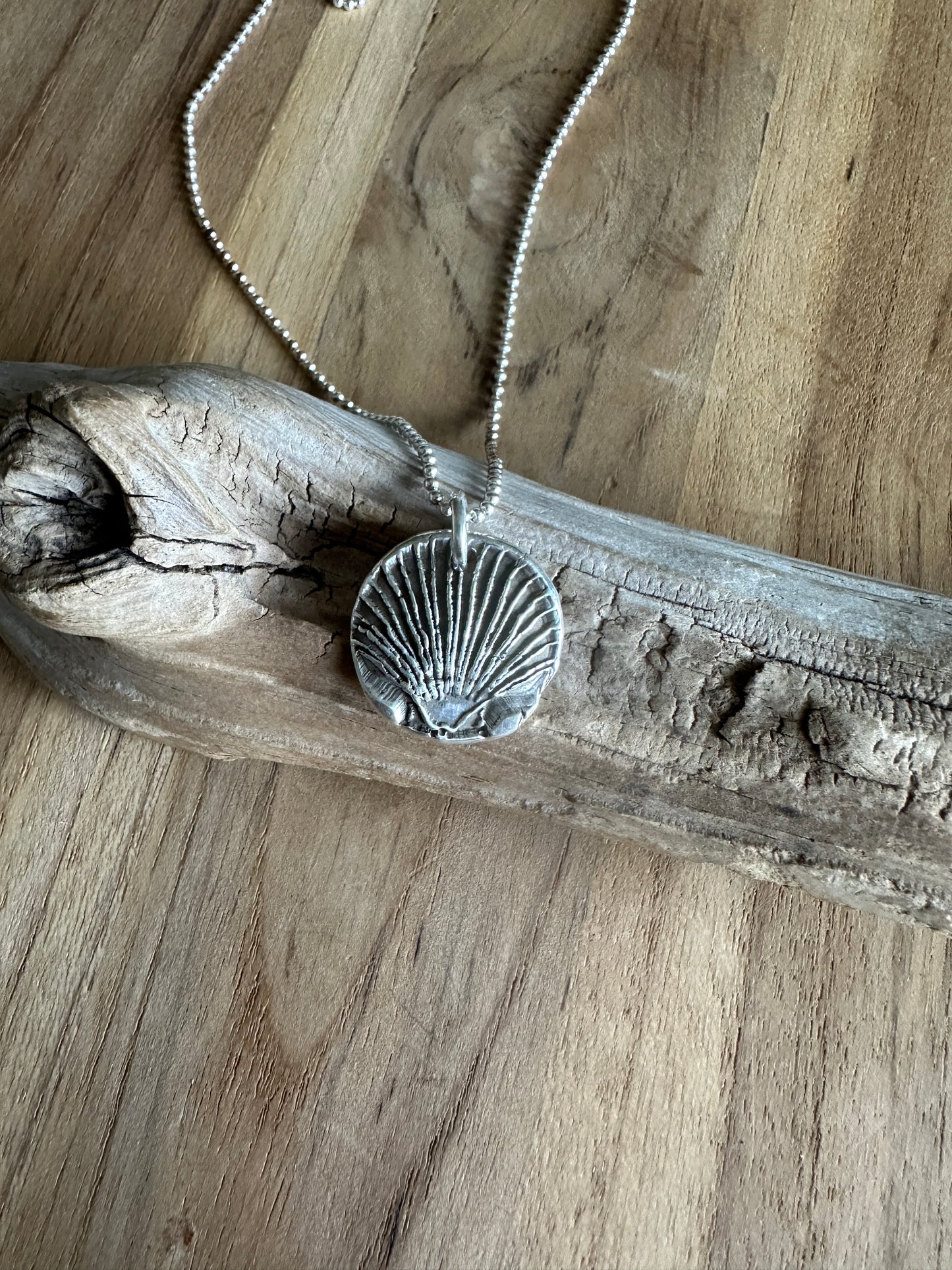 Sea Shell Wax Seal Necklace