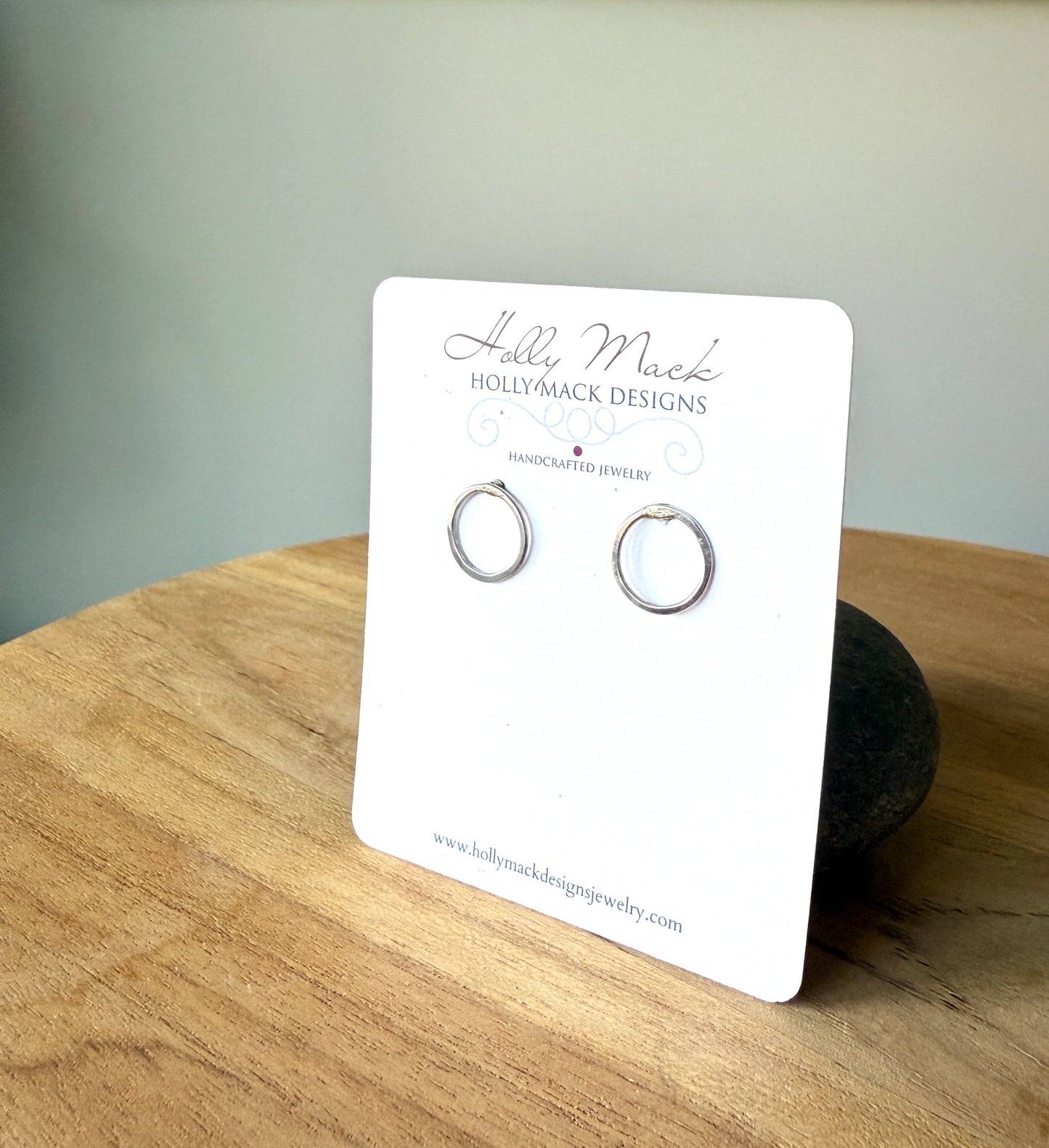 Simple Circle Post Earrings