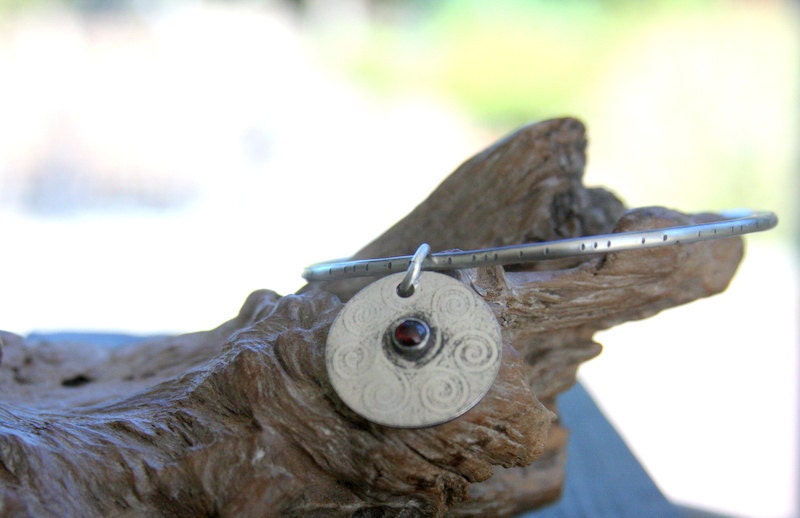 Garnet Bangle Bracelet, Swirl Design, Hammered Sterling Silver Bangle, Stacking Bangles, Bracelet,  Gemstone bangle, Boho, Gypsy Jewelry