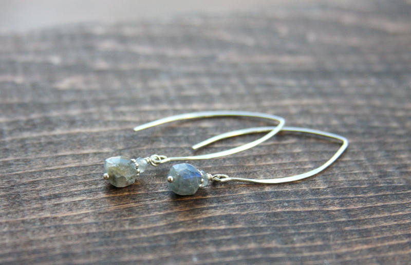 Labradorite dangle earrings, V shape dangle earrings, labradorite stones, earrings, everyday jewelry