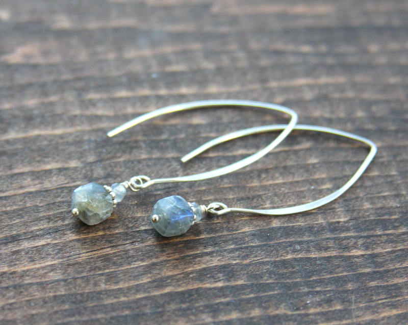 Labradorite dangle earrings, V shape dangle earrings, labradorite stones, earrings, everyday jewelry