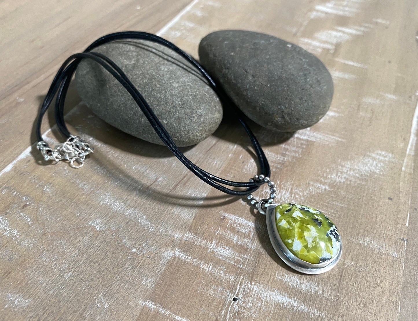 Lizardite Stone Leather Necklace